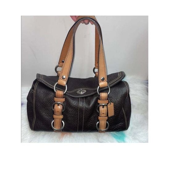 Coach Handbags - **EUC** Coach Chelsea F12334 Pebbled Leather Satchel bag